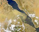  k w poussiere nuage rouge mer satellite soudan yemen tempete espace science astronomie horizontal